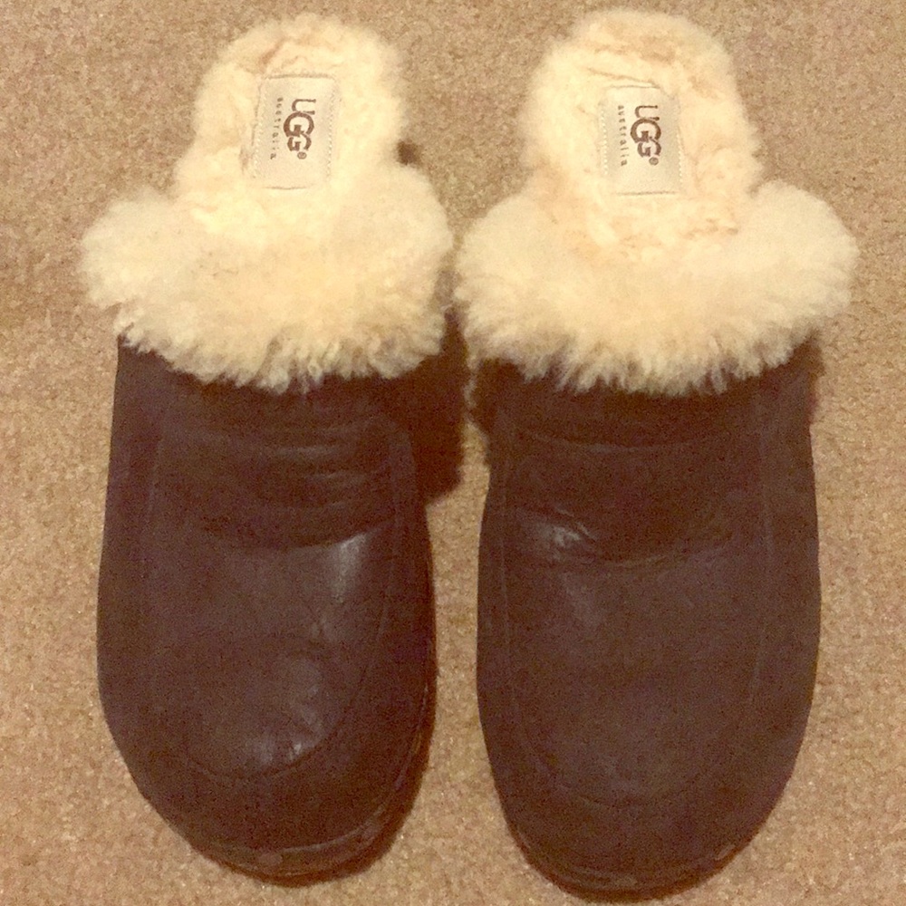 Ugg Clogs